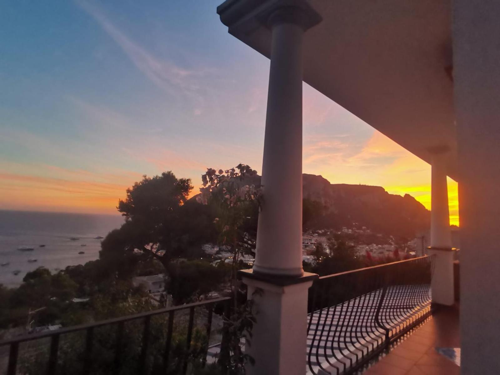 Marvelous Sea View Villa 카프리 외부 사진